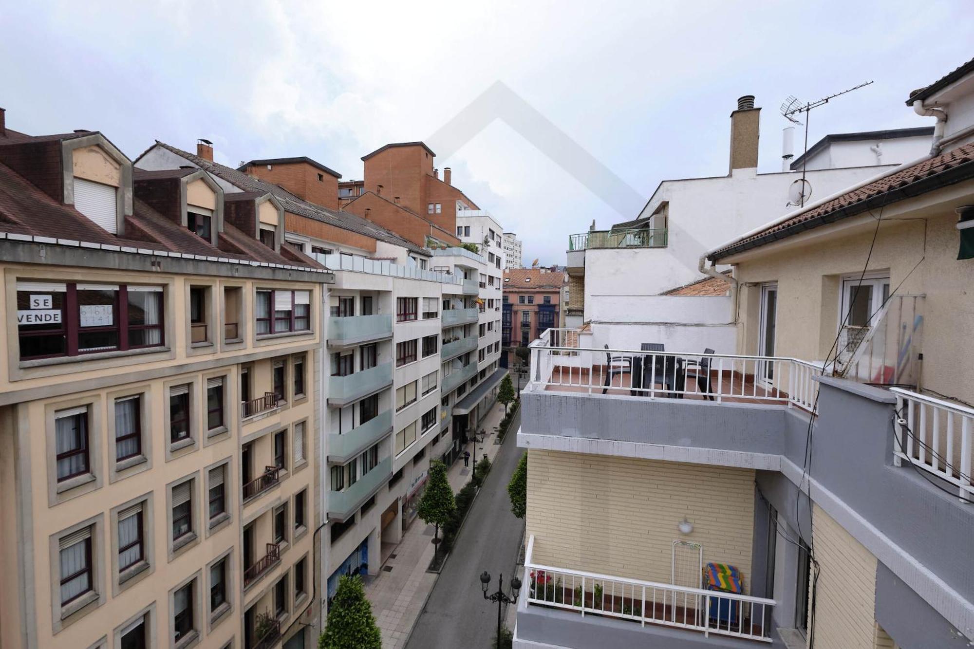 Atico Quintana I - Con Terraza, Vistas A La Ciudad, En El Centro, Con Wifi Y Garaje Daire Oviedo Dış mekan fotoğraf