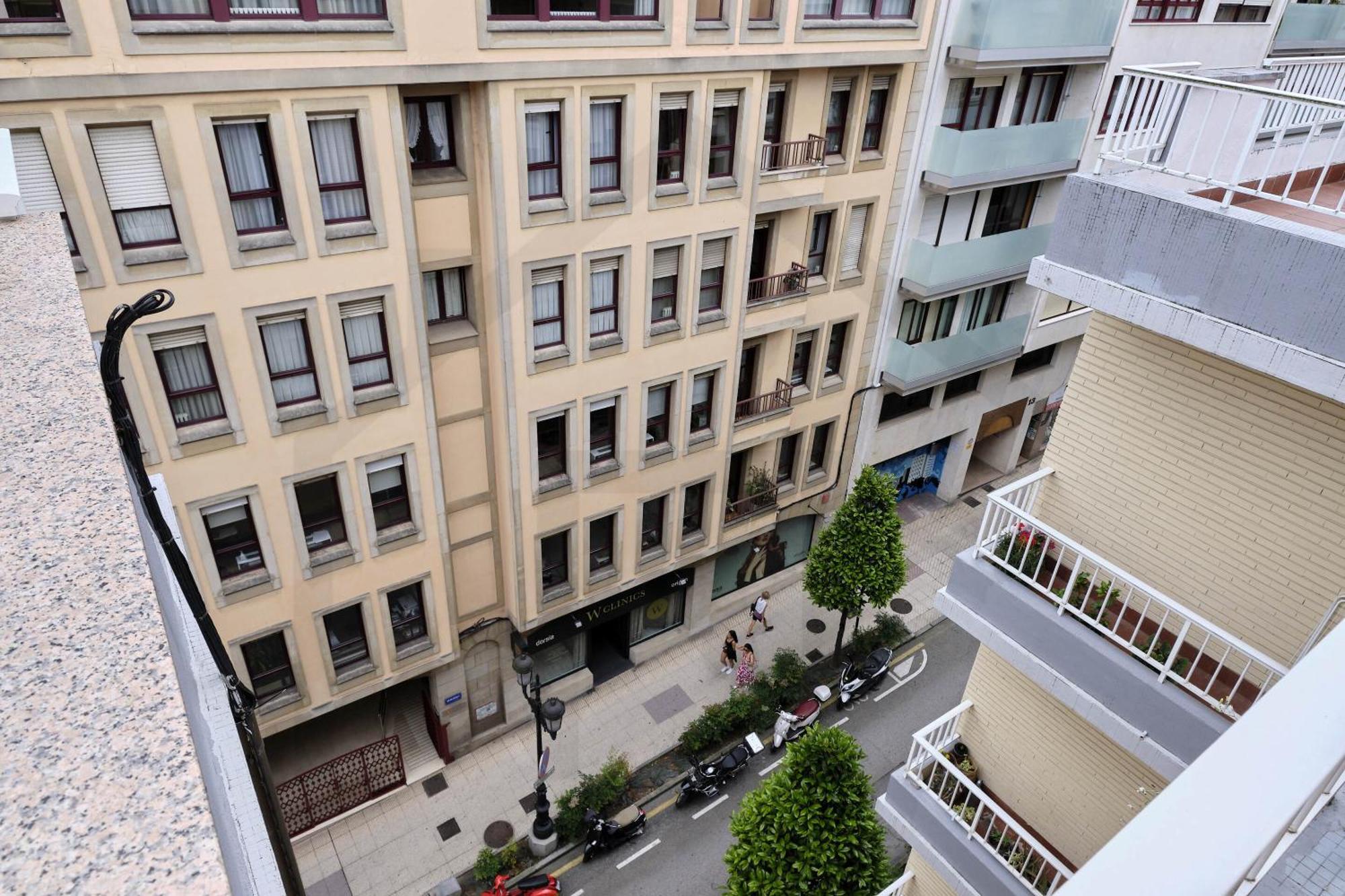 Atico Quintana I - Con Terraza, Vistas A La Ciudad, En El Centro, Con Wifi Y Garaje Daire Oviedo Dış mekan fotoğraf